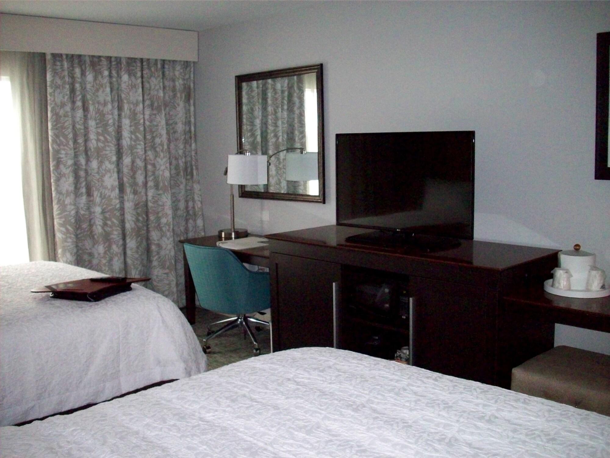 Hampton Inn- Suffolk Extérieur photo