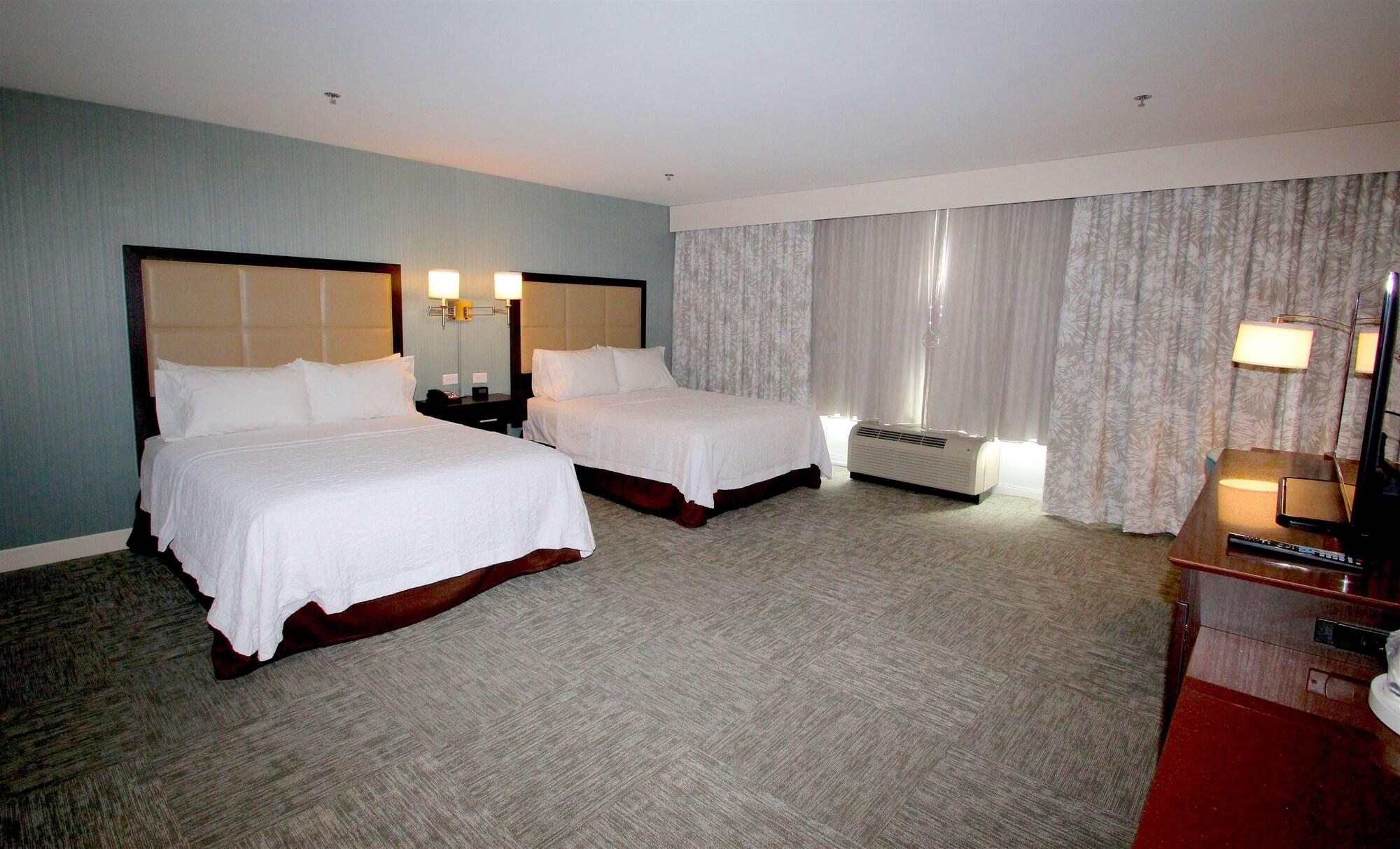 Hampton Inn- Suffolk Extérieur photo