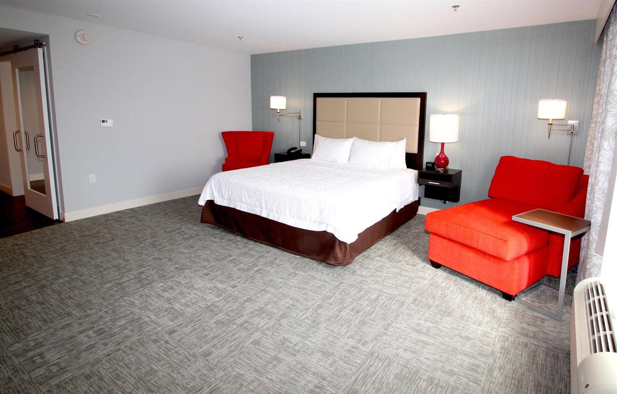 Hampton Inn- Suffolk Extérieur photo