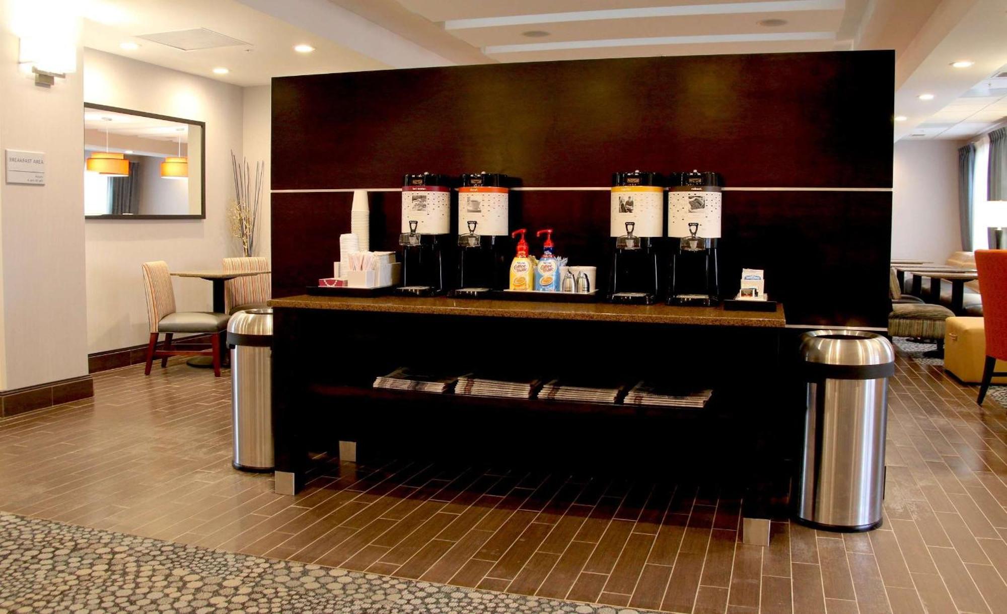 Hampton Inn- Suffolk Extérieur photo
