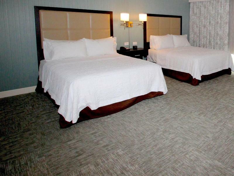 Hampton Inn- Suffolk Extérieur photo